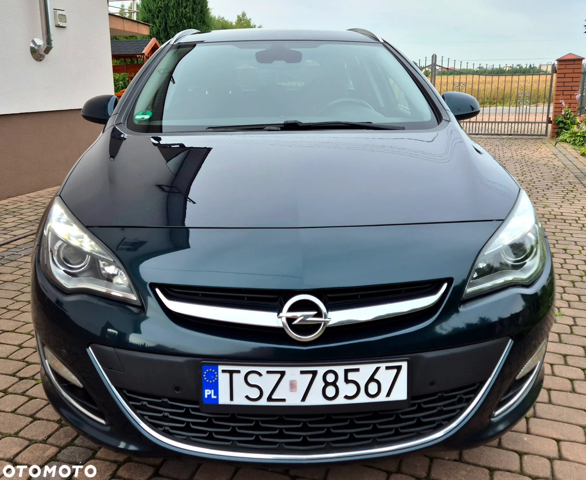 Opel Astra 2.0 CDTI Exklusiv - 25