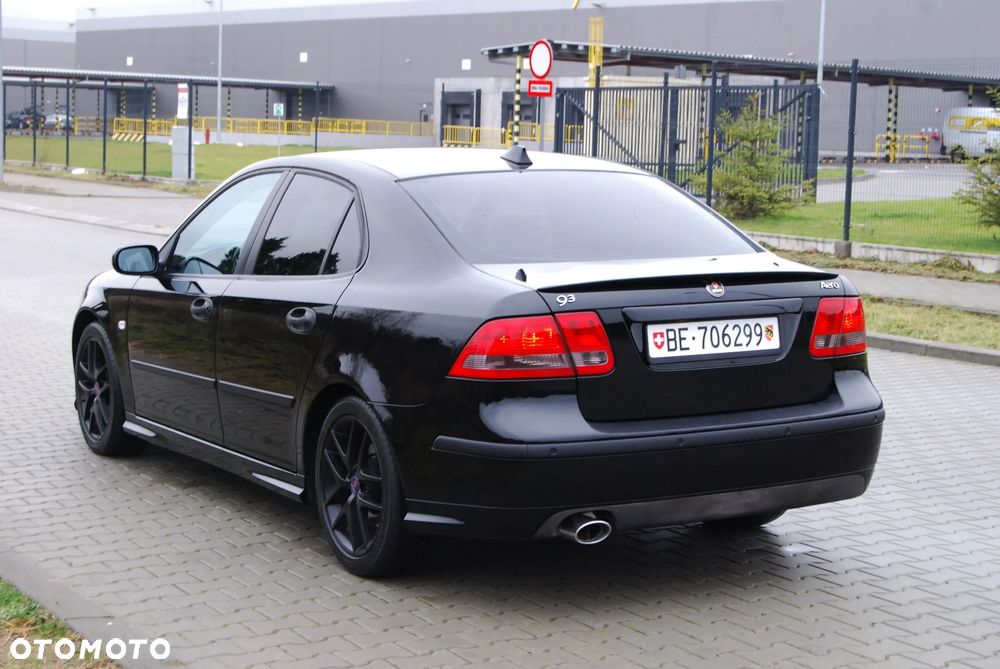Saab 9-3 2.0T Aero - 19