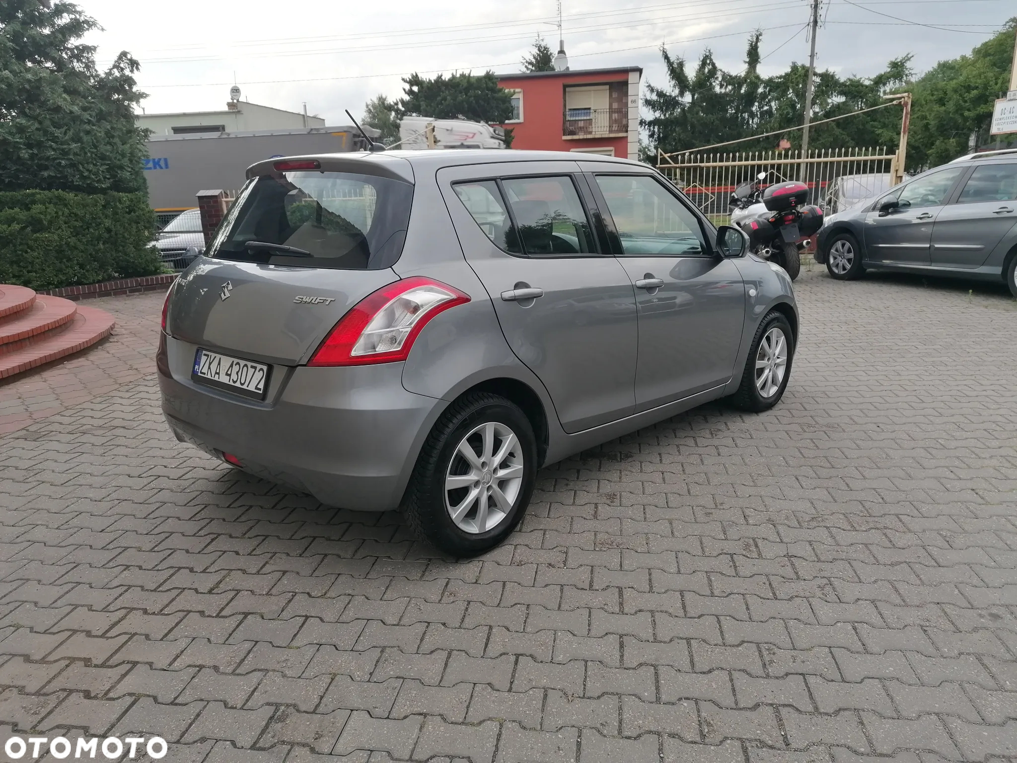 Suzuki Swift - 7