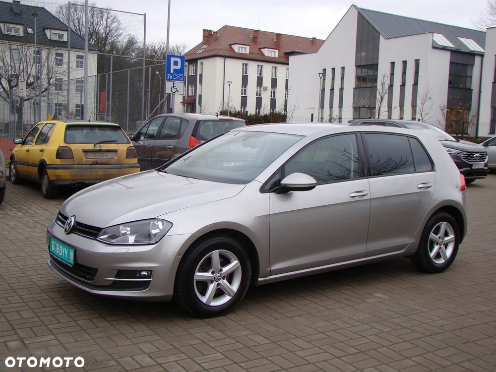 Volkswagen Golf 1.2 TSI BMT Trendline - 11