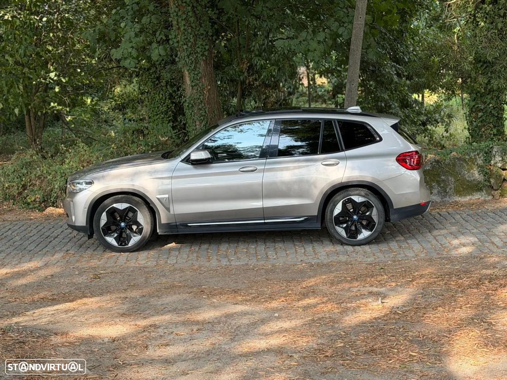 BMW iX3 M Sport Impressive - 48