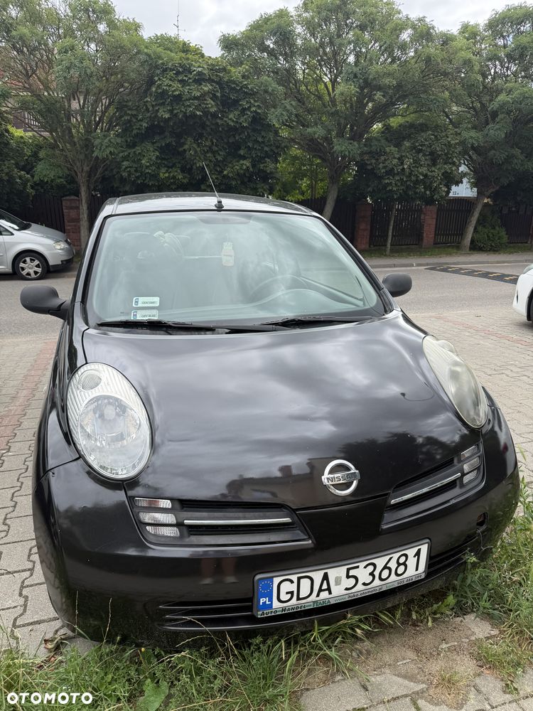 Nissan Micra - 1