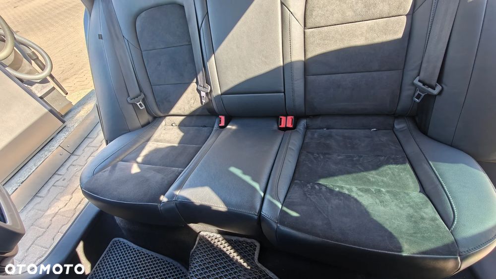 Skoda Superb 2.0 TDI Elegance DSG - 19