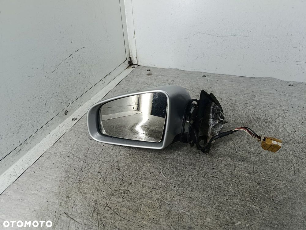 LUSTERKO LEWE AUDI A4 B6 LY7W - 5