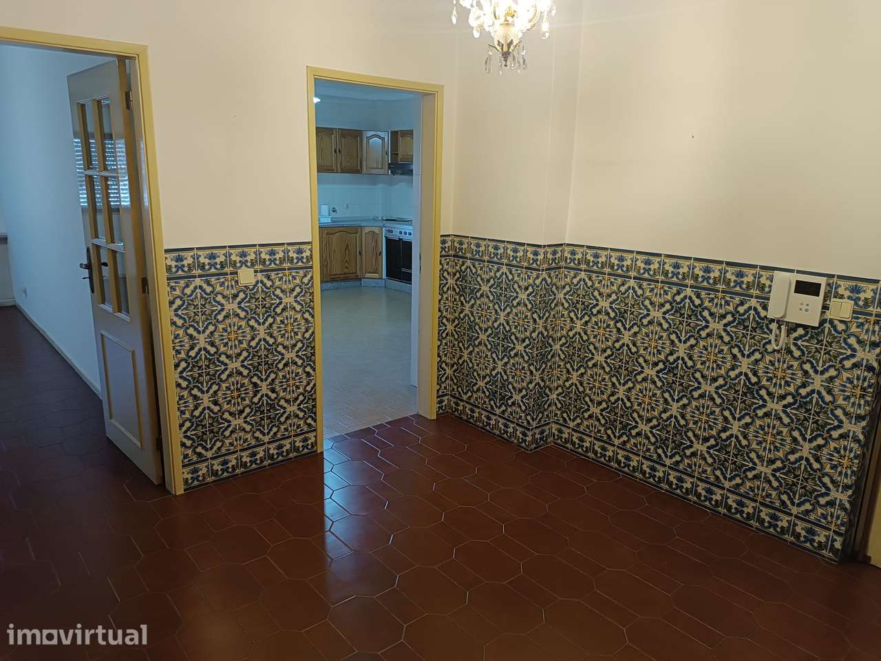 Apartamento T4 em Coimbra (Vale das Flores) - Grande imagem: 2/25