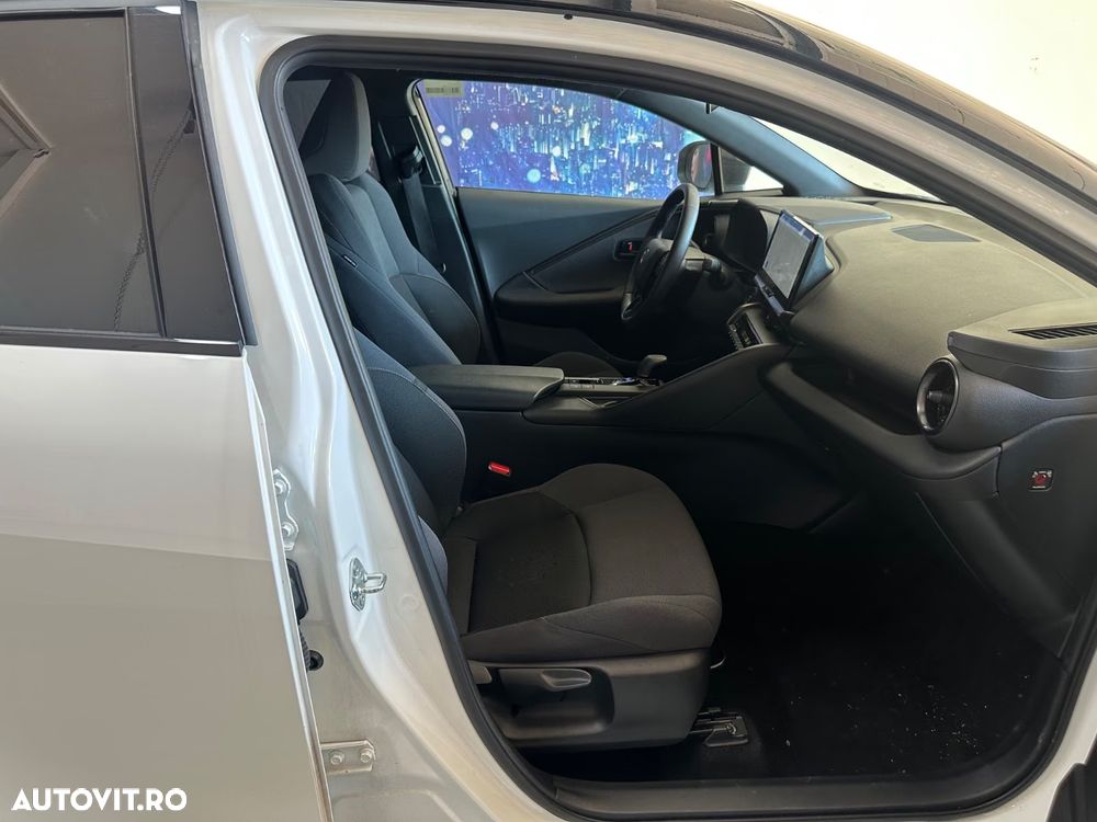 Toyota C-HR 1.8 Hybrid Teamplayer - 8