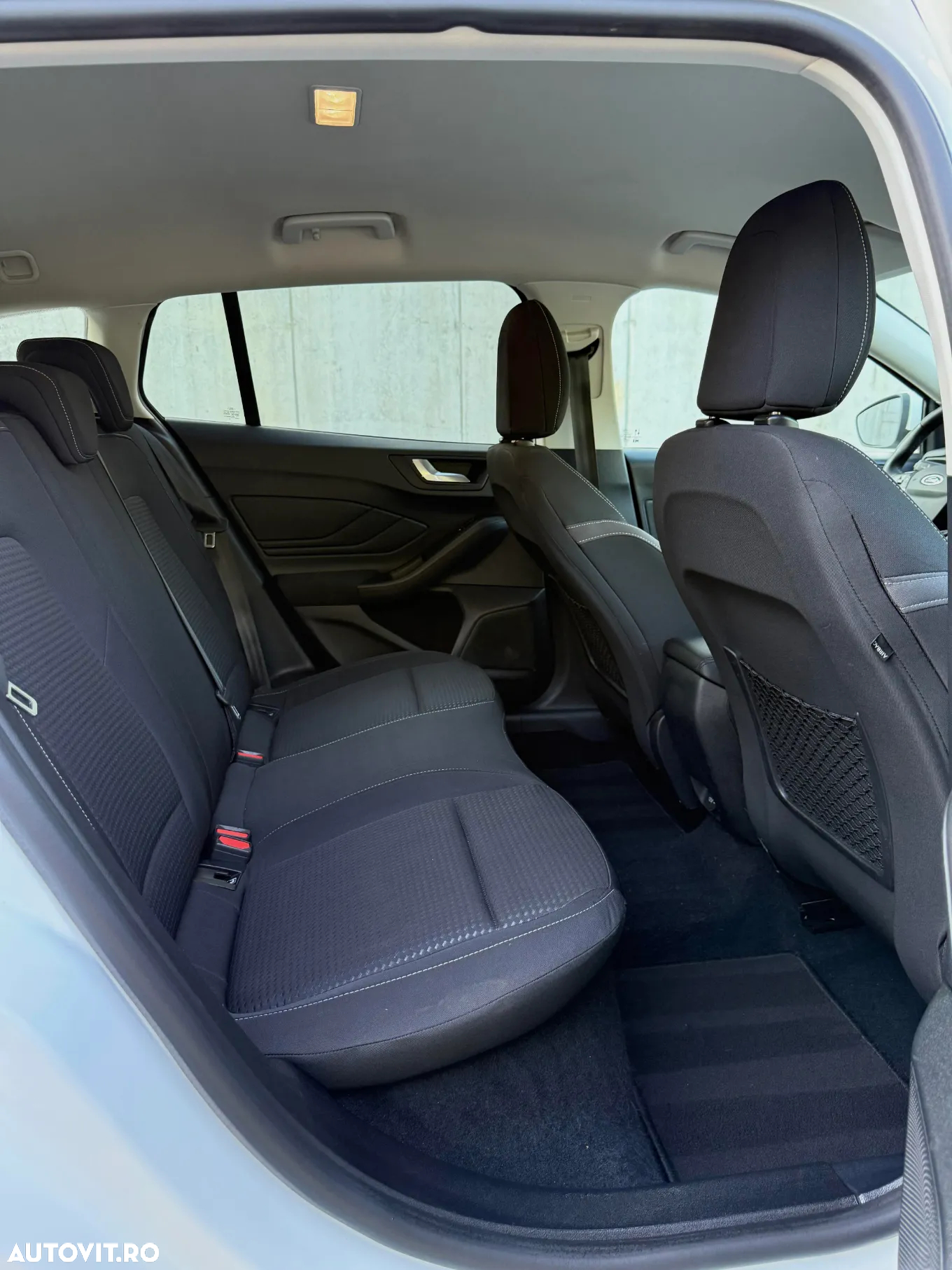 Ford Focus 1.0 EcoBoost Trend Edition - 14