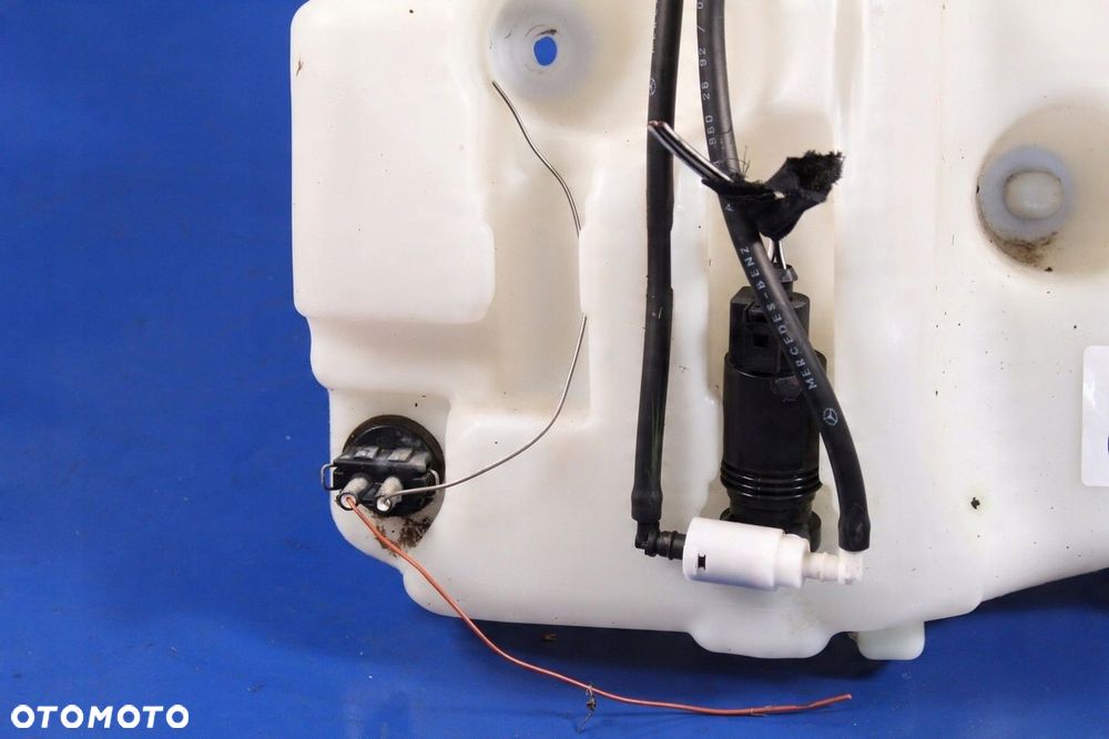 ZBIORNIK POMPKA SPRYSKIWACZY MERCEDES ML W164 07r - 2