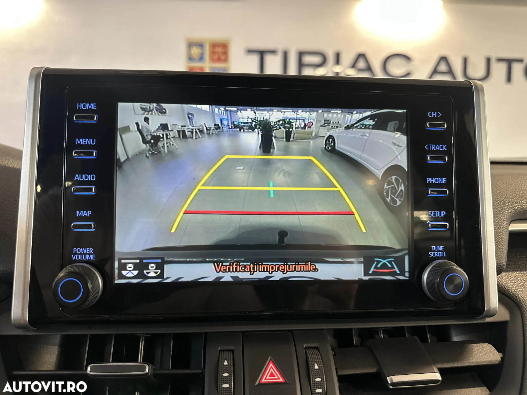Toyota RAV4 Plug-in-Hybrid - 19