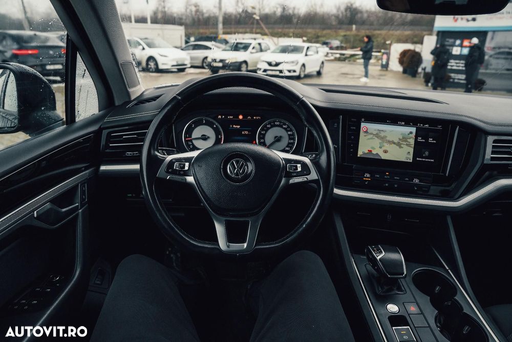 Volkswagen Touareg - 7