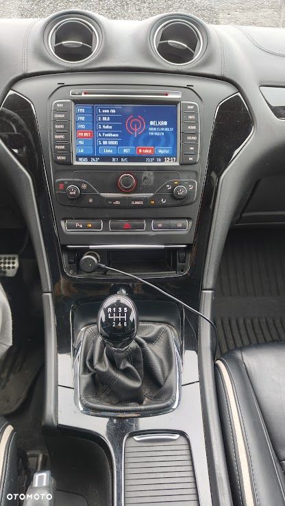 Ford Mondeo - 8