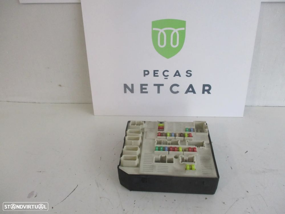 Modulo caixa de fusiveis Renault Megane III 2011 - 1