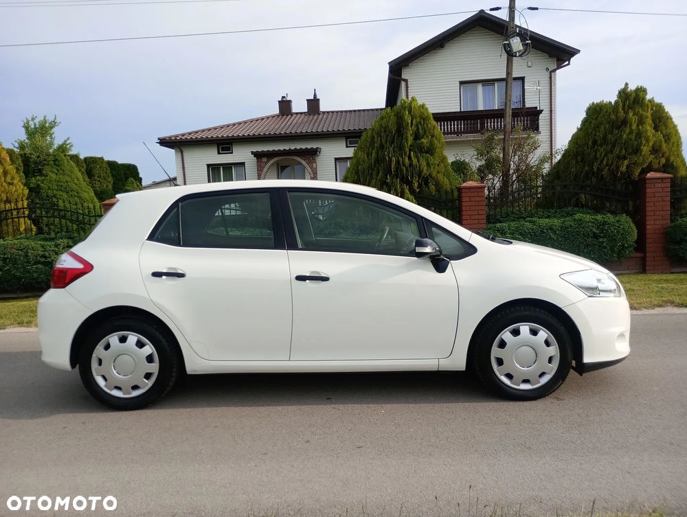 Toyota Auris 1.33 VVT-i - 3