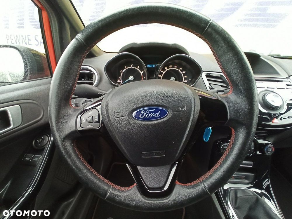 Ford Fiesta 1.0 EcoBoost S&S ST-LINE - 10