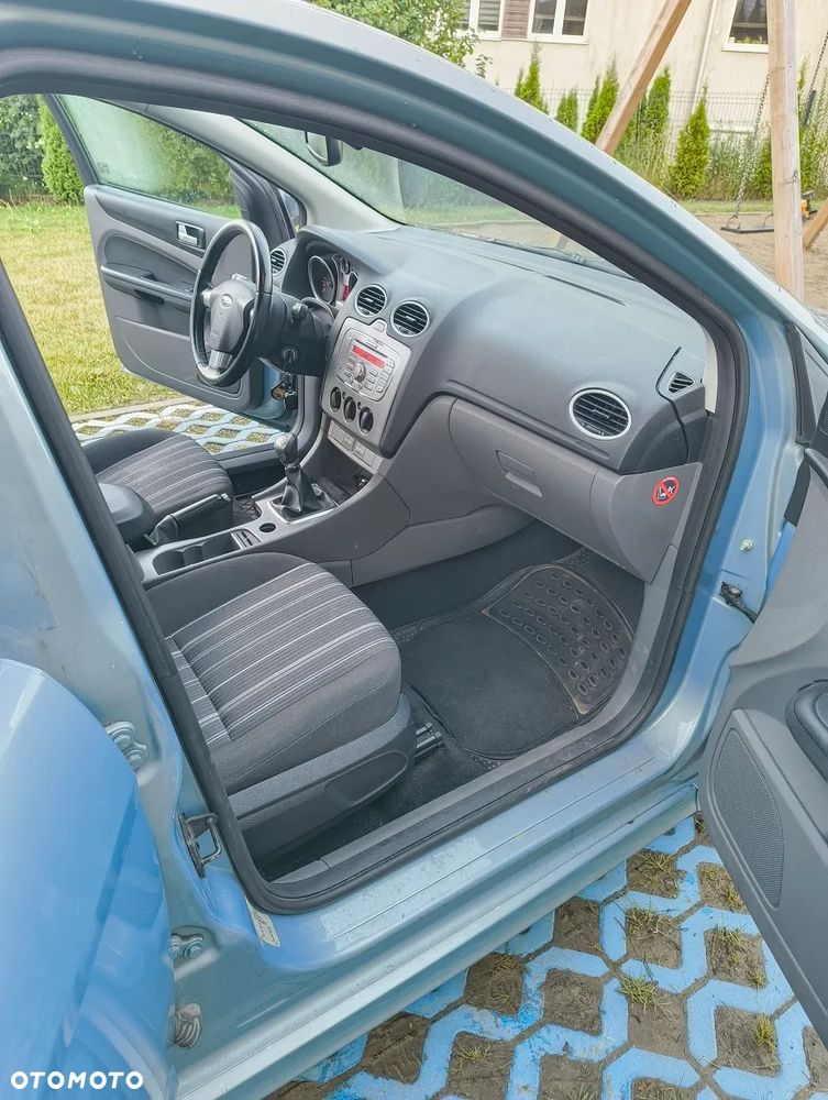 Ford Focus 1.6 TDCi Ambiente - 13