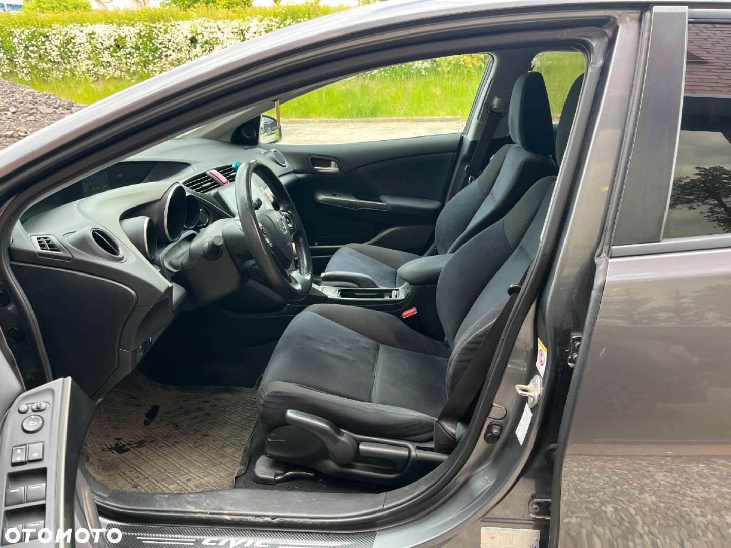 Honda Civic 1.8 i-VTEC Sport - 18