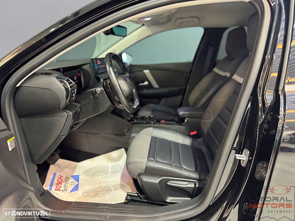 Citroën C4 1.2 PureTech Shine EAT8 - 15