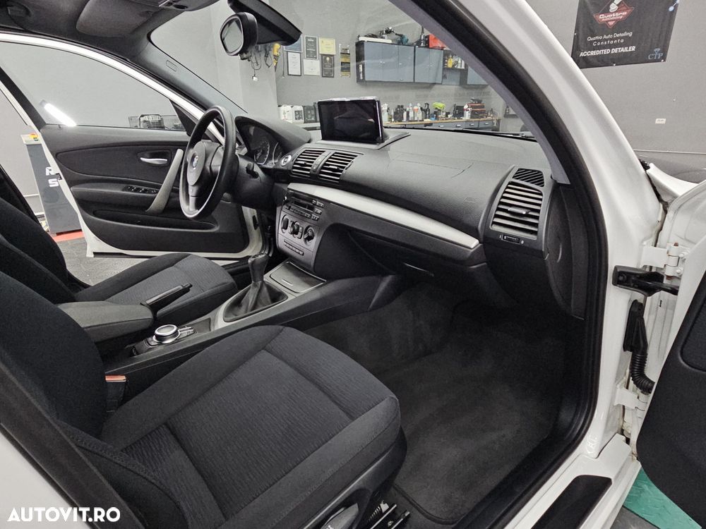 BMW Seria 1 116i - 4