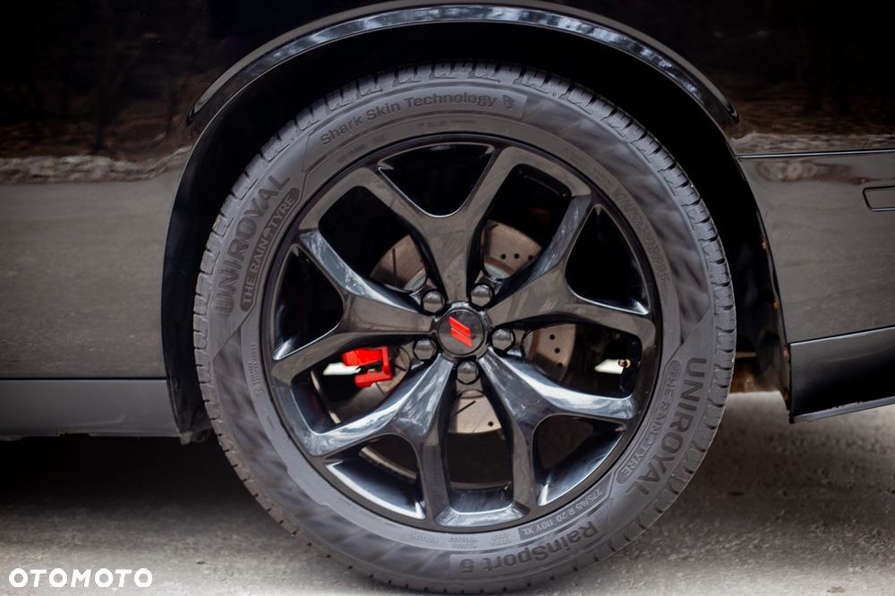 Dodge Challenger - 27