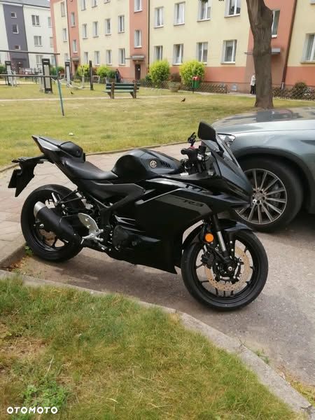Yamaha R3 - 2