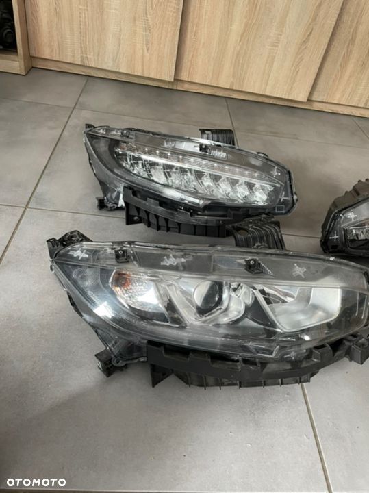 Honda Civic X reflektor soczewka 2017- - 2