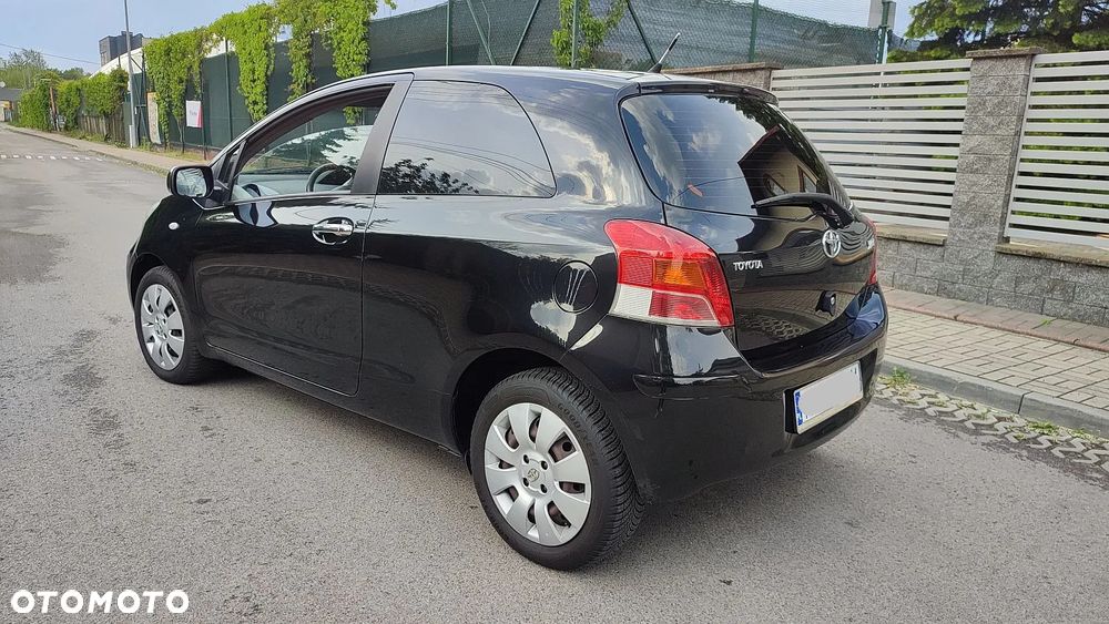 Toyota Yaris 1.33 2010 - 33