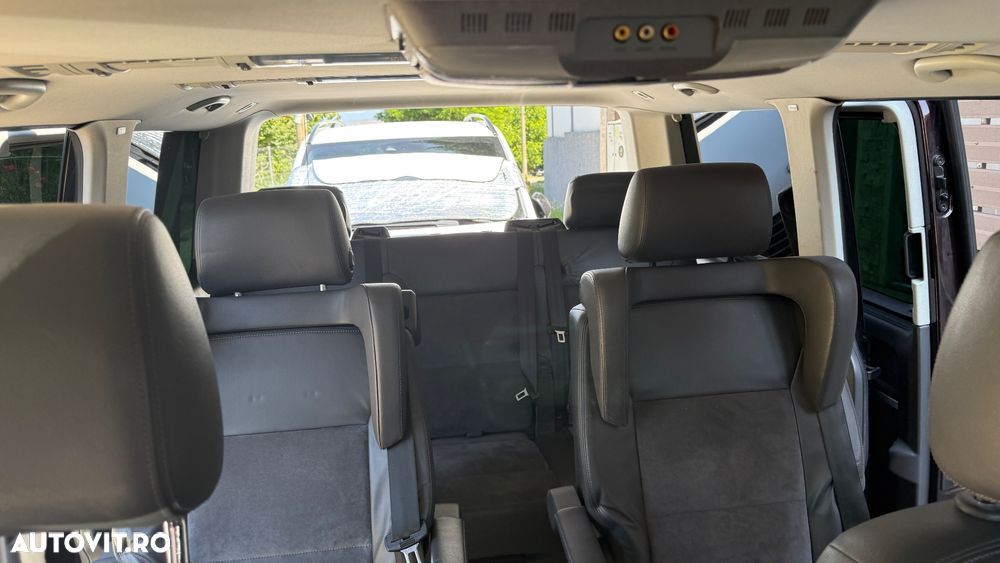 Volkswagen Multivan - 11