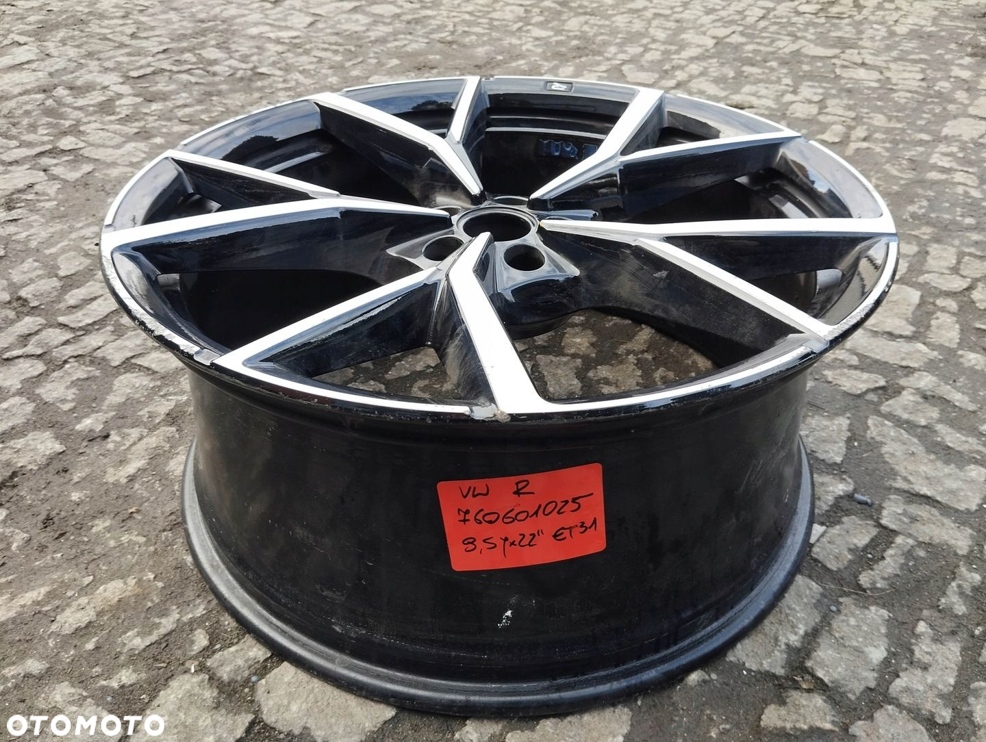760601025AF FELGA ALU VW TOUAREG R-LINE 22 9,5 ET 31 5X112 760 - 3