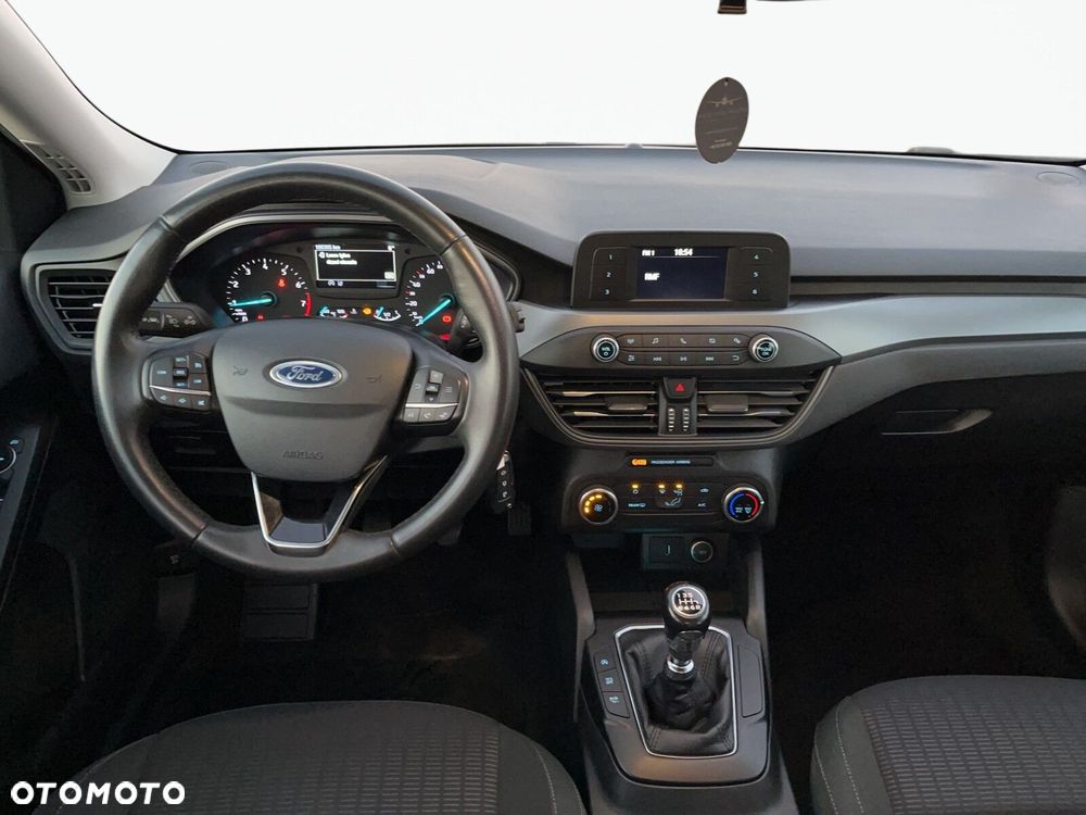 Ford Focus - 16