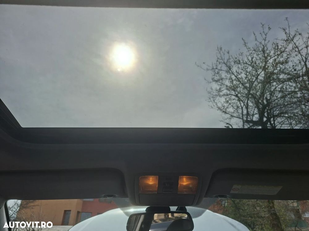 Toyota RAV4 2.2 D-4D Luxury City - 16