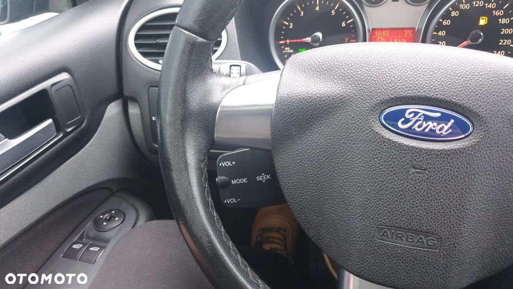 Ford Focus 1.6 Ti-VCT Style - 18