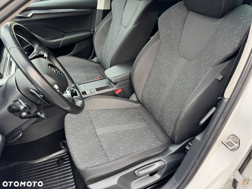 Skoda Octavia 2.0 TSI 4x4 Style DSG - 13