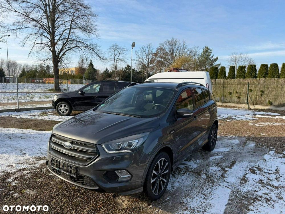 Ford Kuga - 4