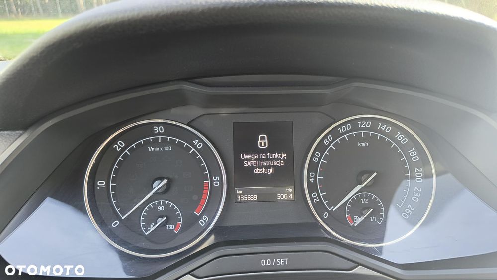 Skoda Superb 2.0 TDI 4x4 Style DSG - 10