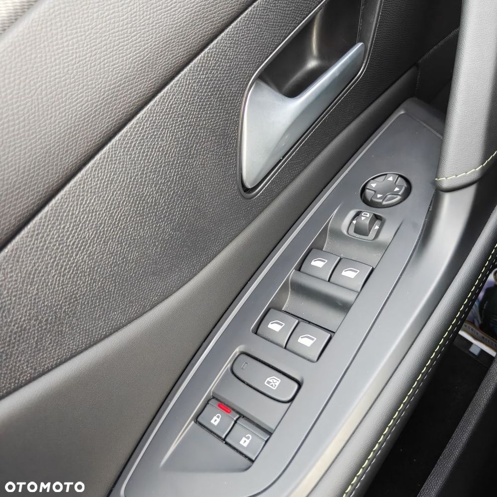 Peugeot 308 - 7