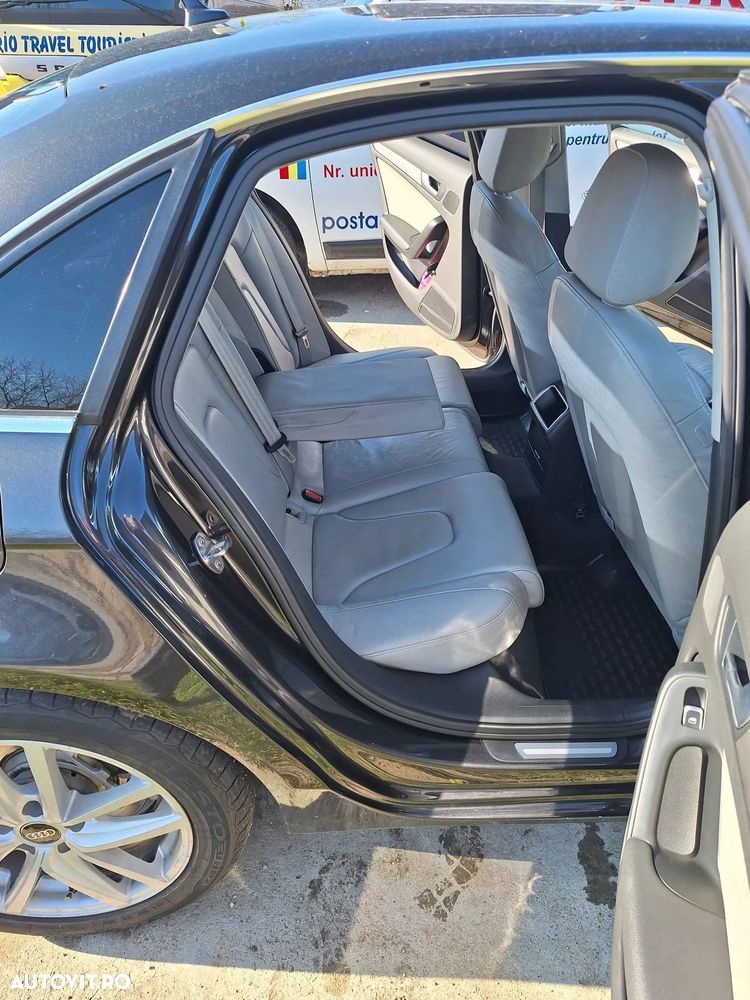 Audi A4 2.0 TDI B8 - 7