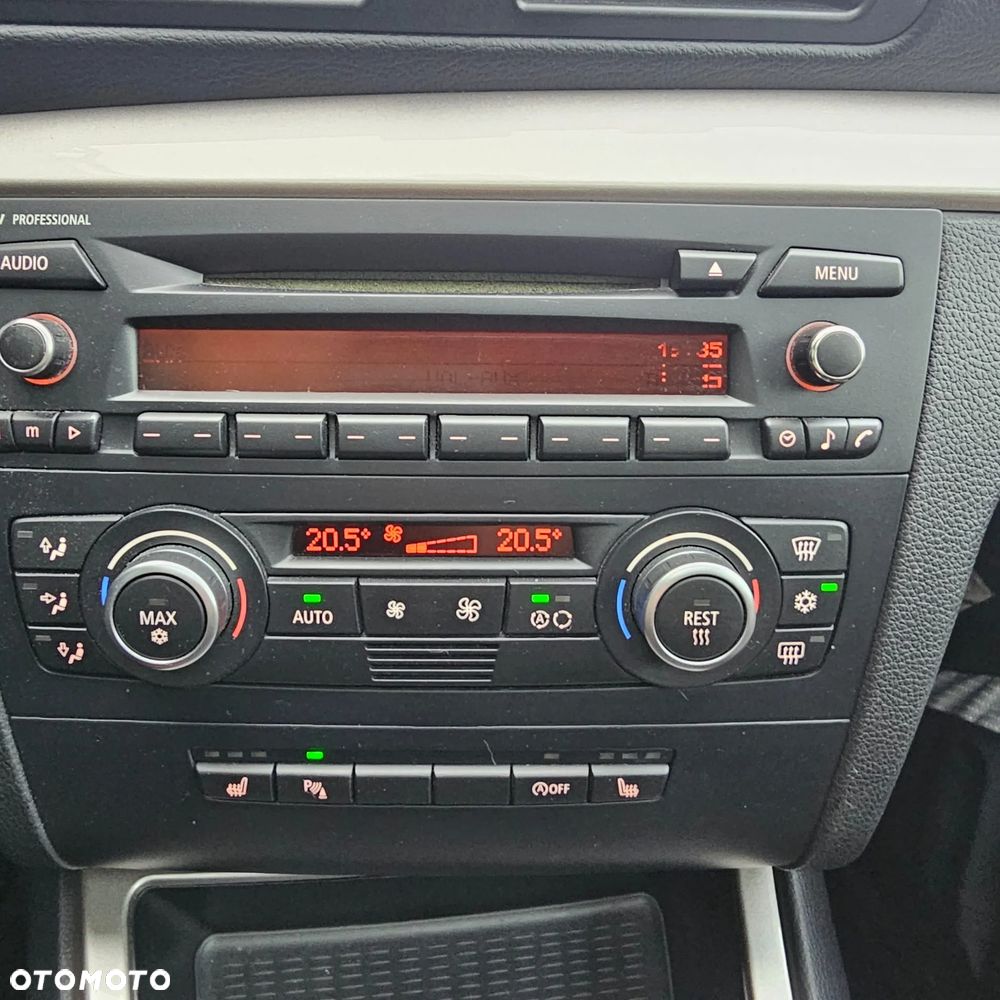 BMW Seria 1 118i - 19
