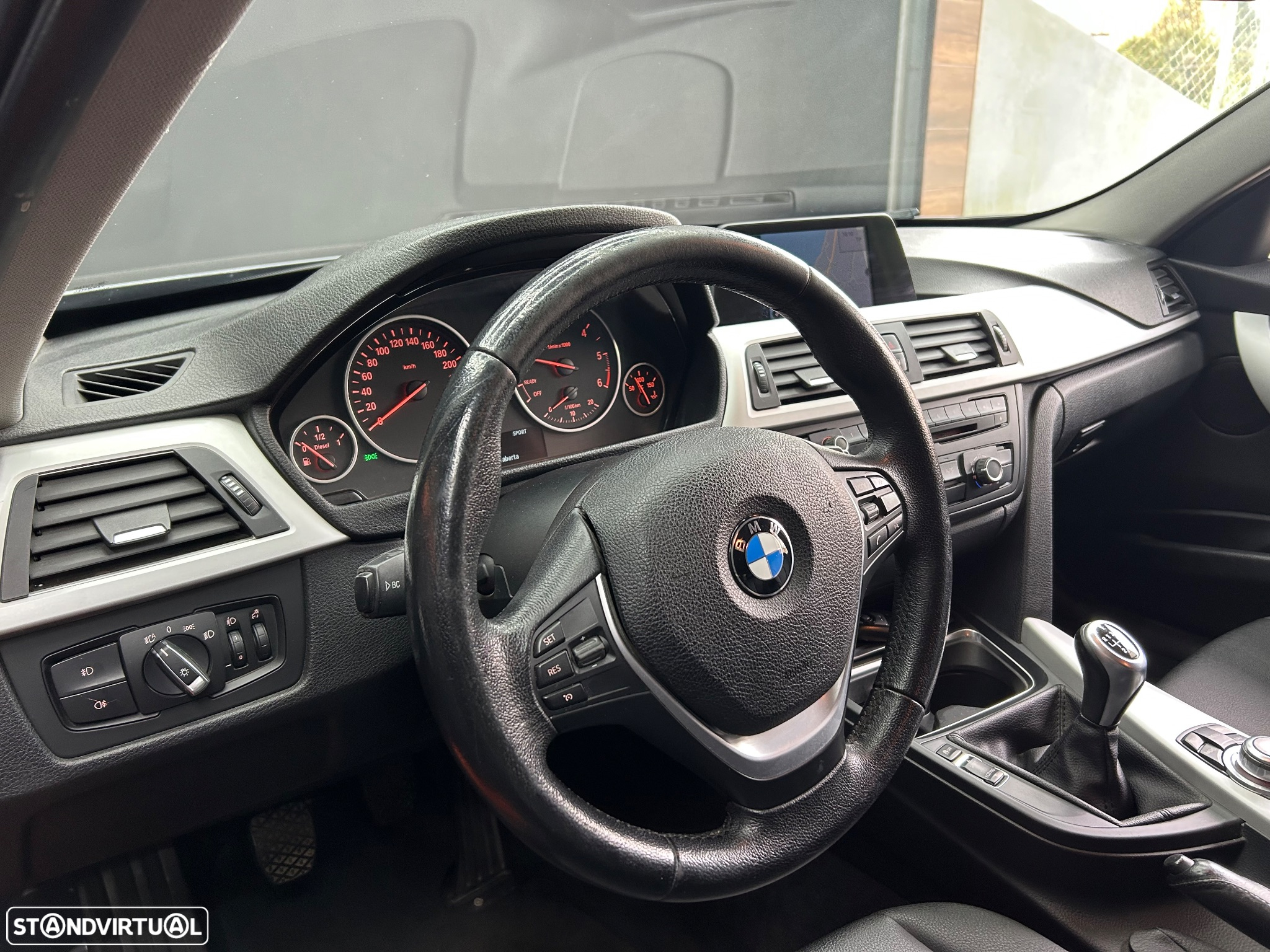 BMW 318 d Touring Navigation - 54
