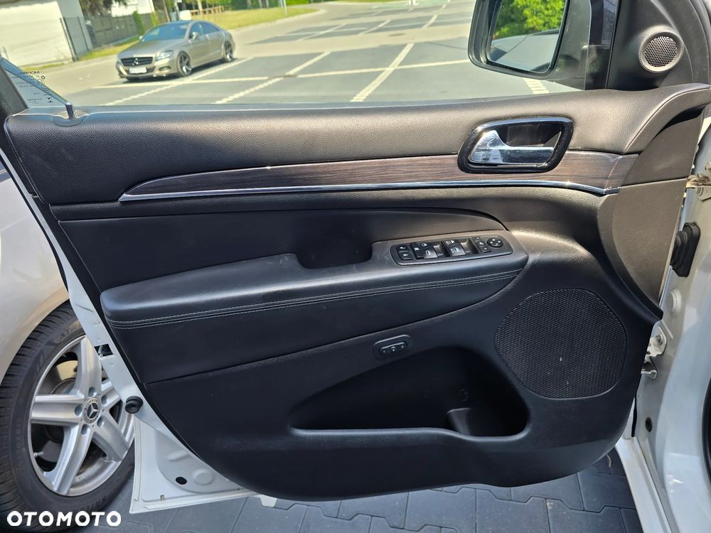 Jeep Grand Cherokee 5.7 V8 HEMI 4WD Automatik Overland - 30