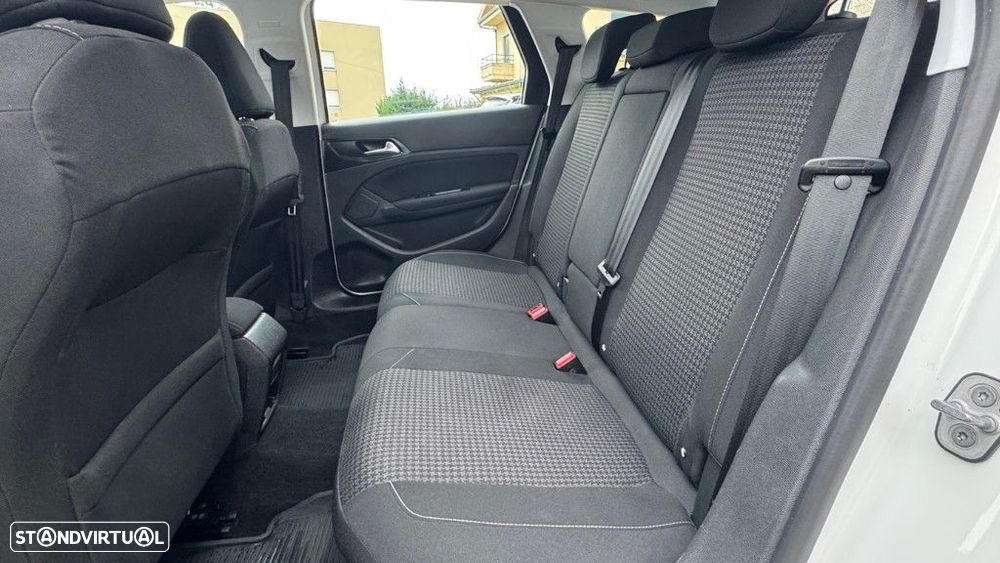 Peugeot 308 1.5 BlueHDi Allure EAT8 - 16