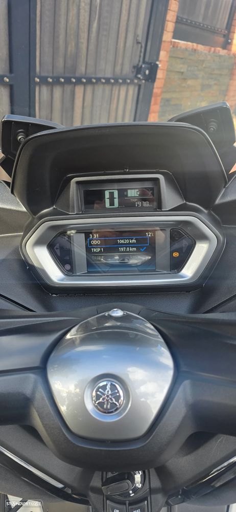 Yamaha X-Max Tech max - 5