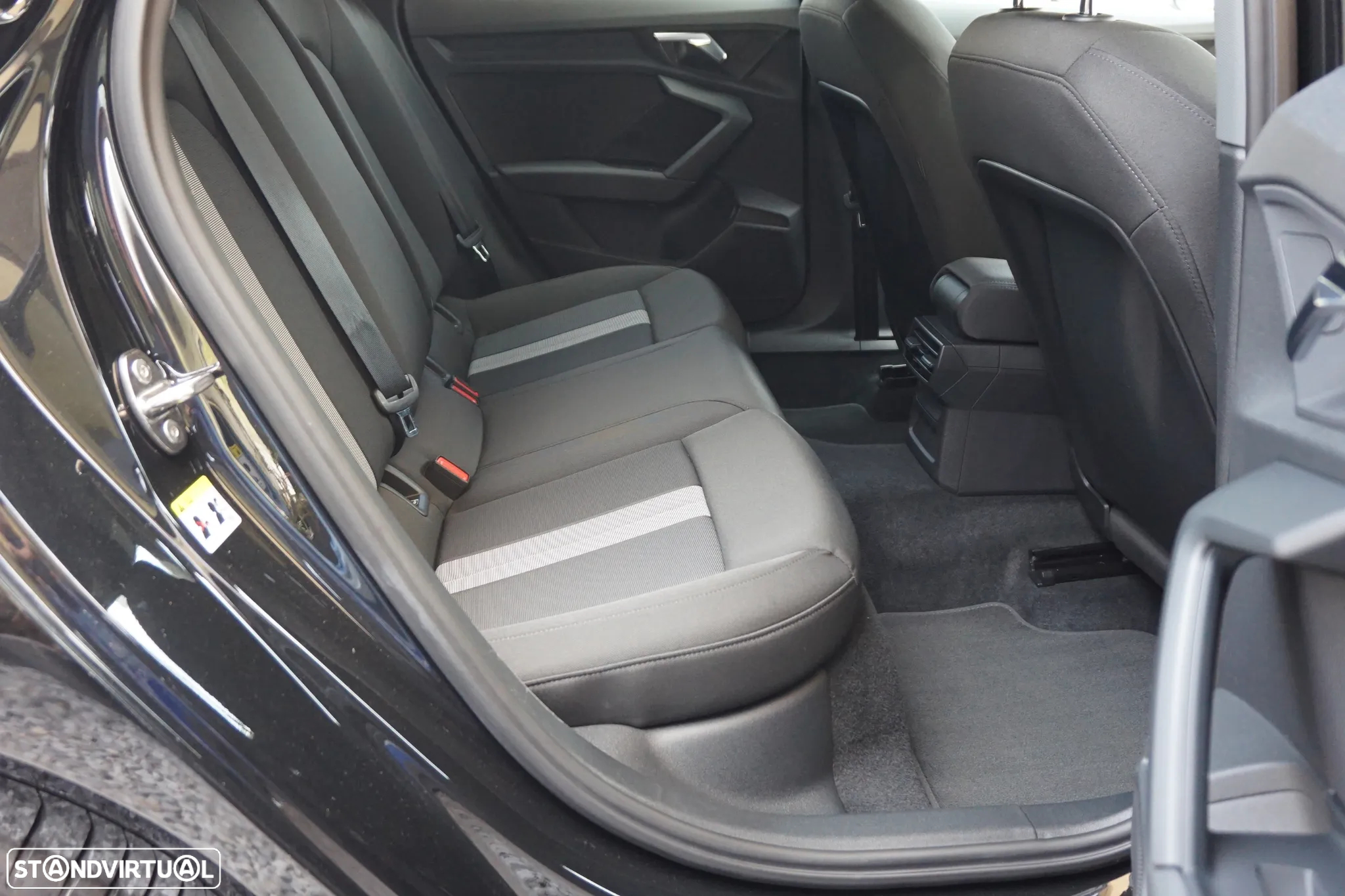 Audi A3 Sportback 30 TFSI Advanced - 17