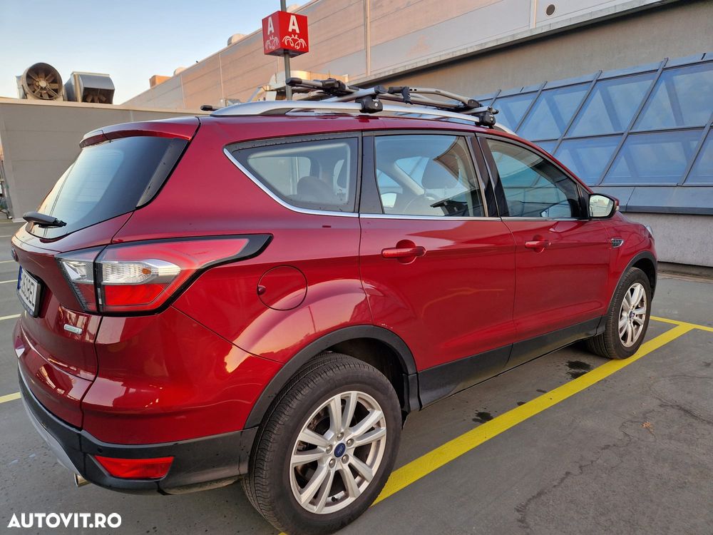 Ford Kuga - 4