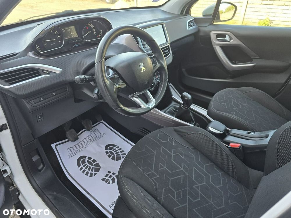 Peugeot 2008 - 17