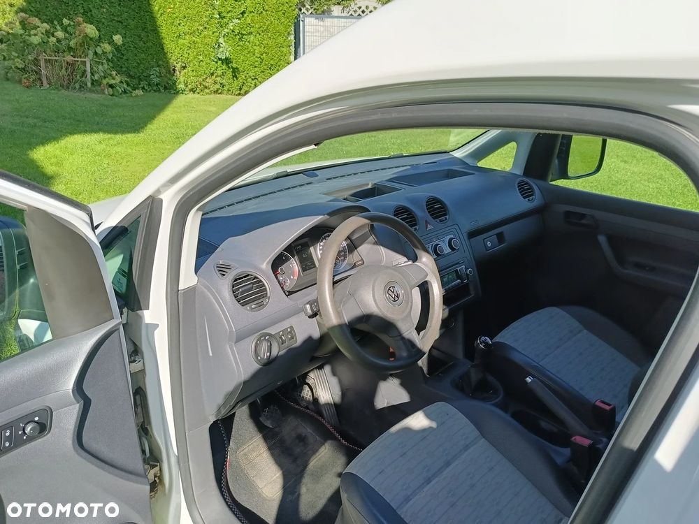 Volkswagen Caddy Maxi - 16
