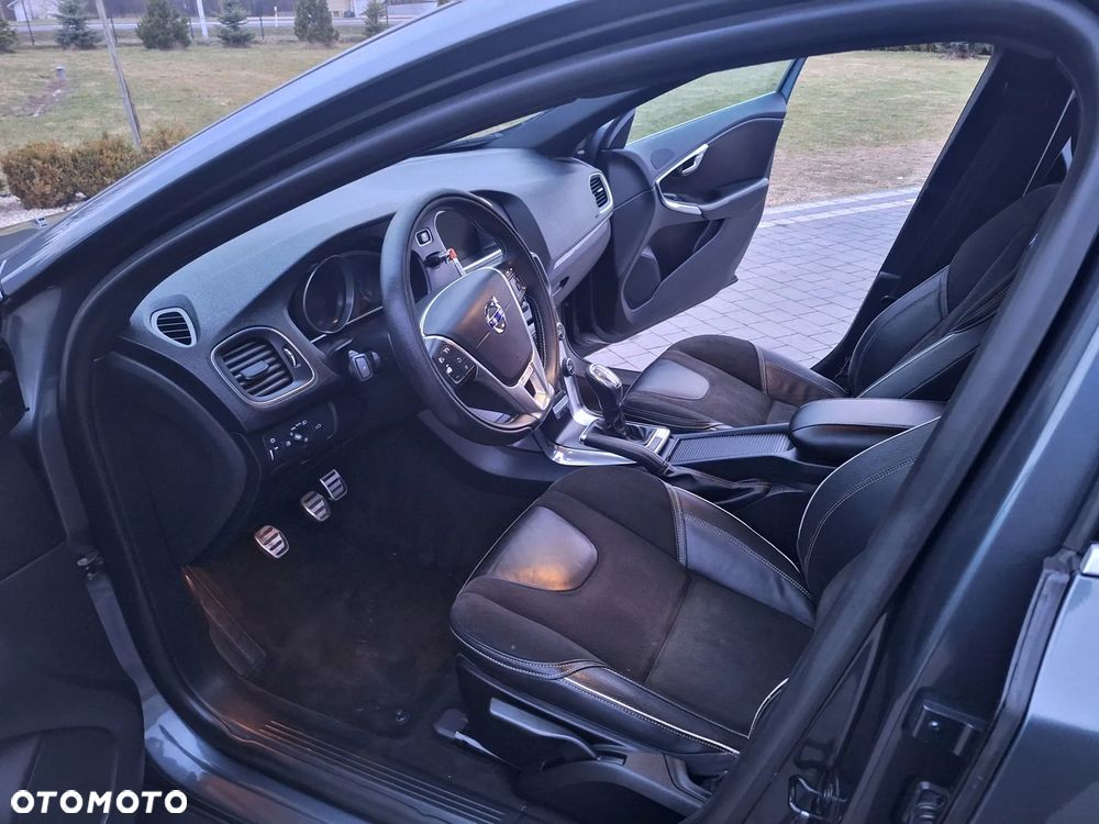 Volvo V40 D2 R-Design Kinetic - 18