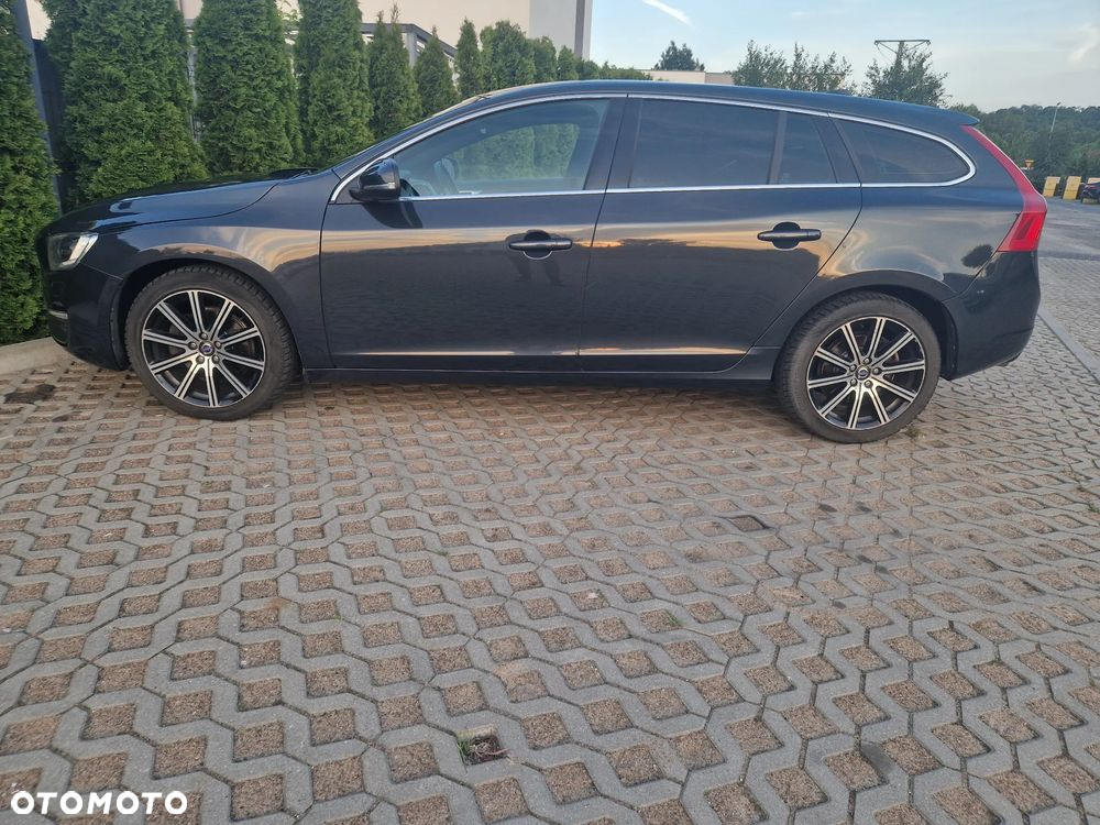 Volvo V60 D3 Momentum - 6