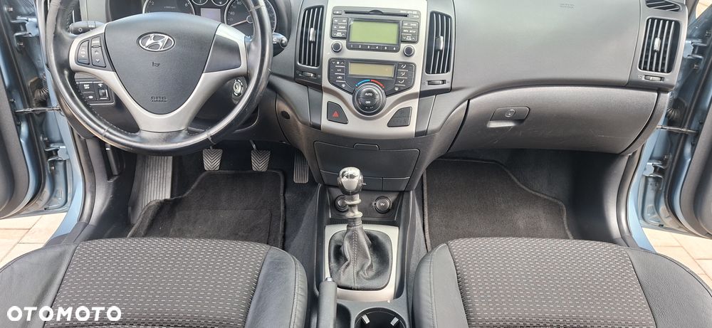 Hyundai i30 1.6 blue Comfort - 17