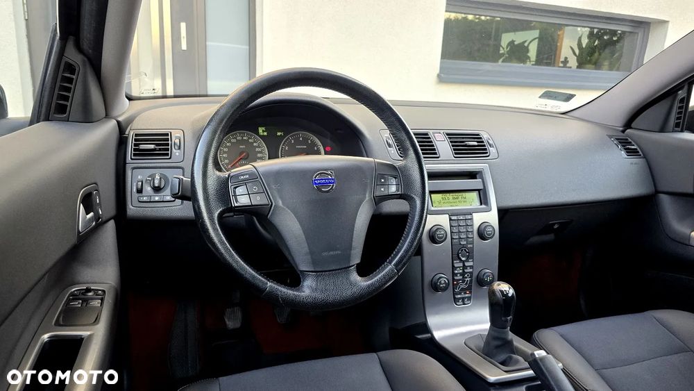 Volvo C30 2.0 Momentum - 25