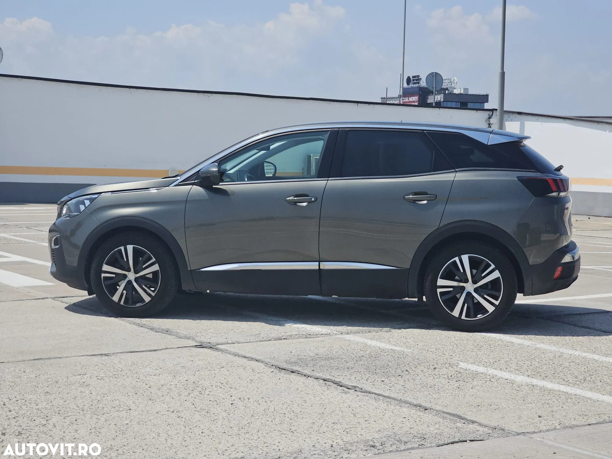 Peugeot 3008 1.2 PureTech Turbo S&S EAT6 Allure - 2